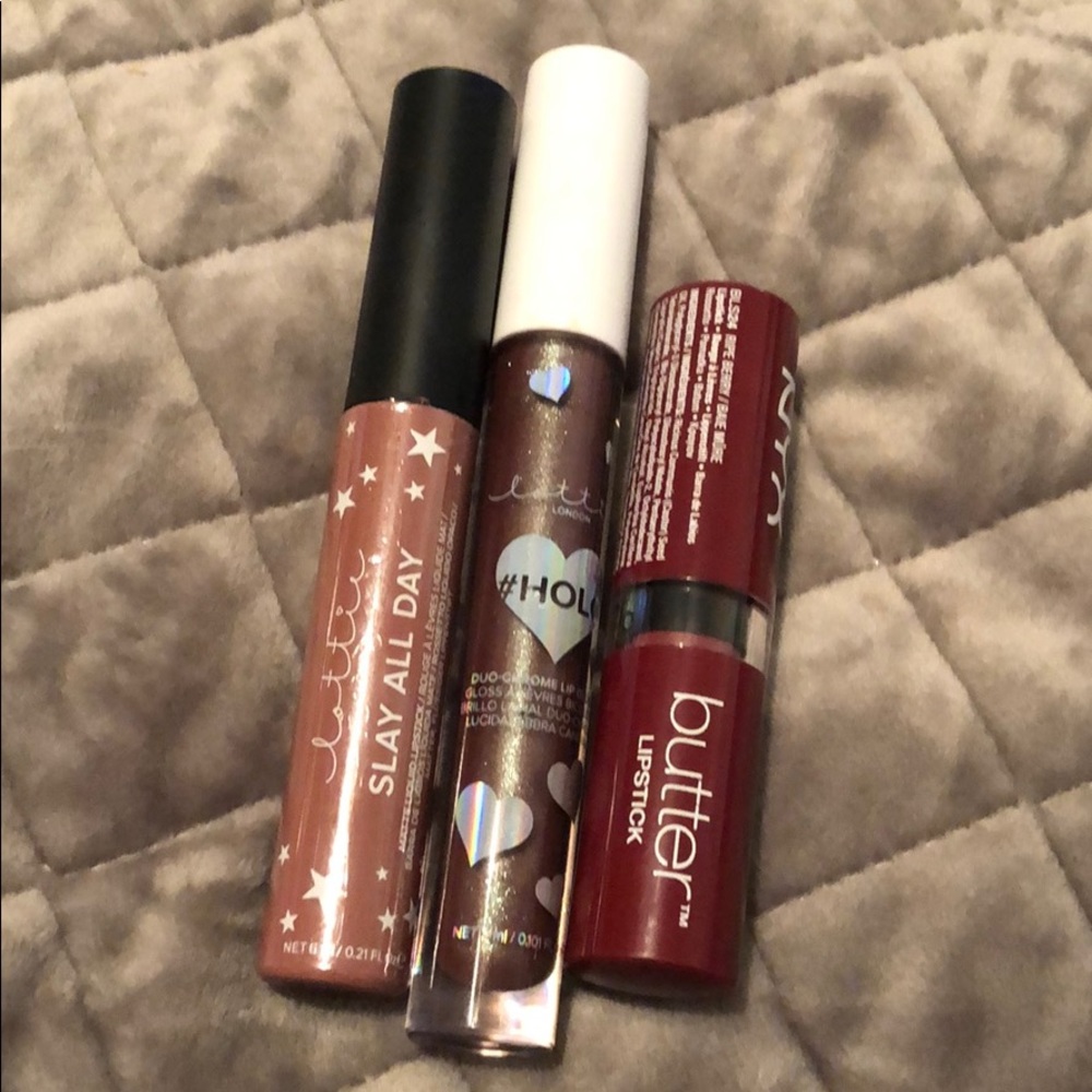 ✨✨✨BUNDLE✨✨Lipsticks